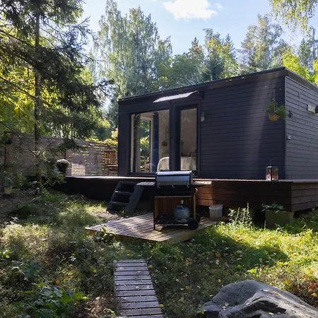 Kakupesa Puhkemaja Guest house Hara